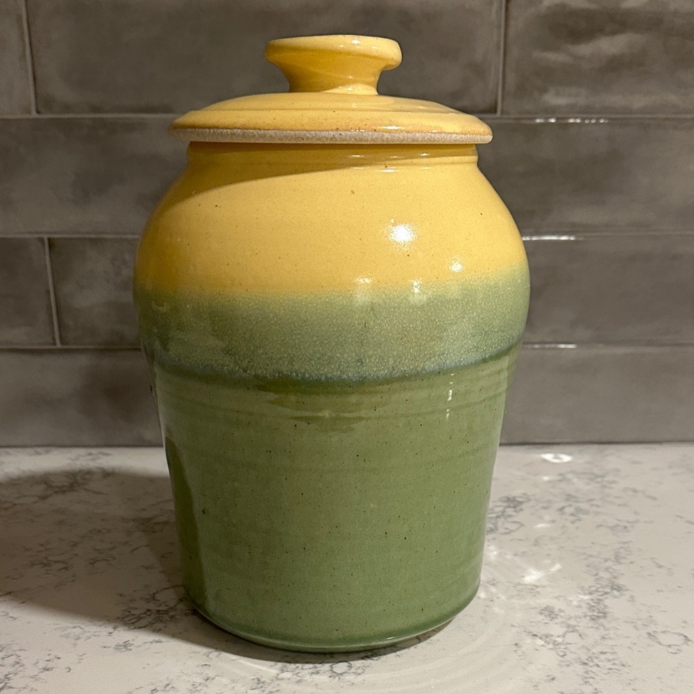 Chatham Pottery Covered Ginger Jar